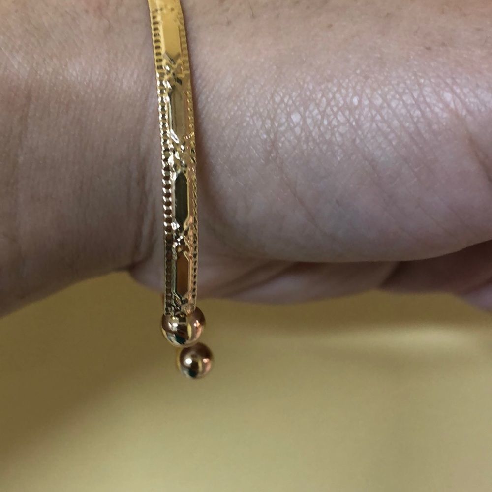 Fashion jewelry gold  embossed links cuff bracelet